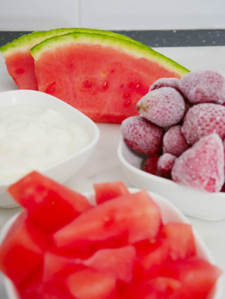 Strawberry watermelon smoothie recipe ingredients